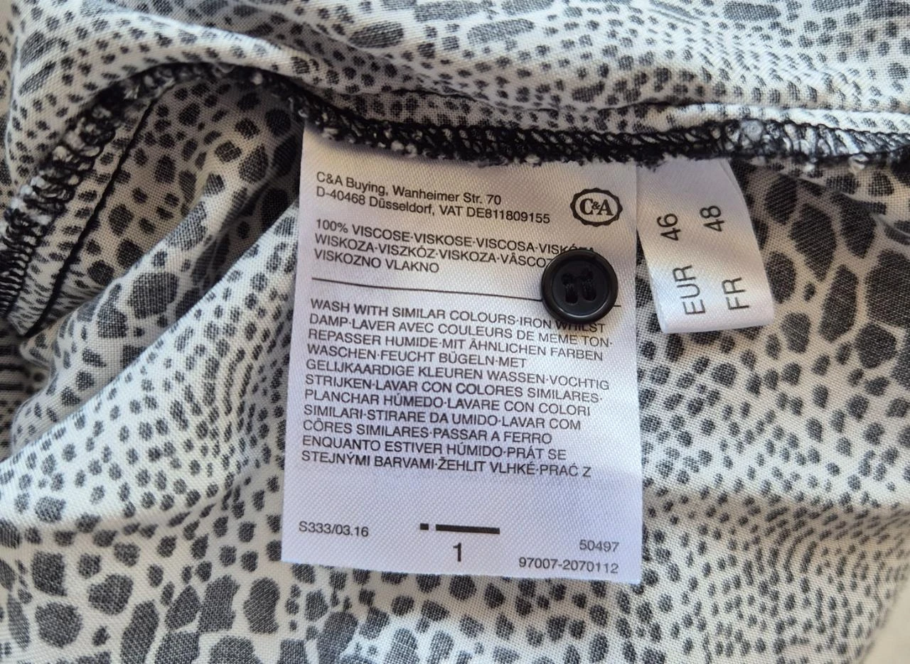 Camisa cor branco e preto – photo 3
